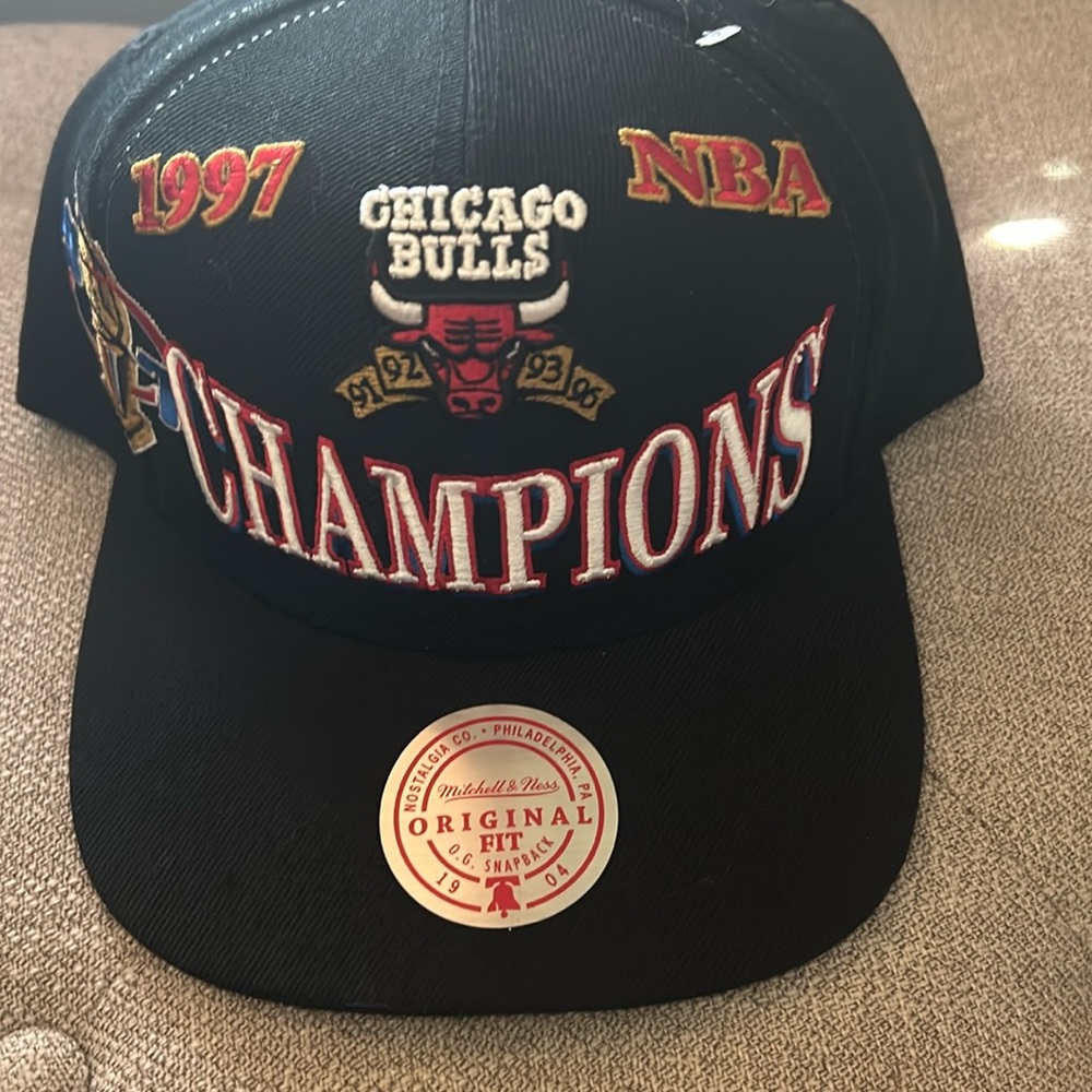 Mitchell & Ness Black NBA Chicago Bulls 97 Champions HWC Snapback - OSFA